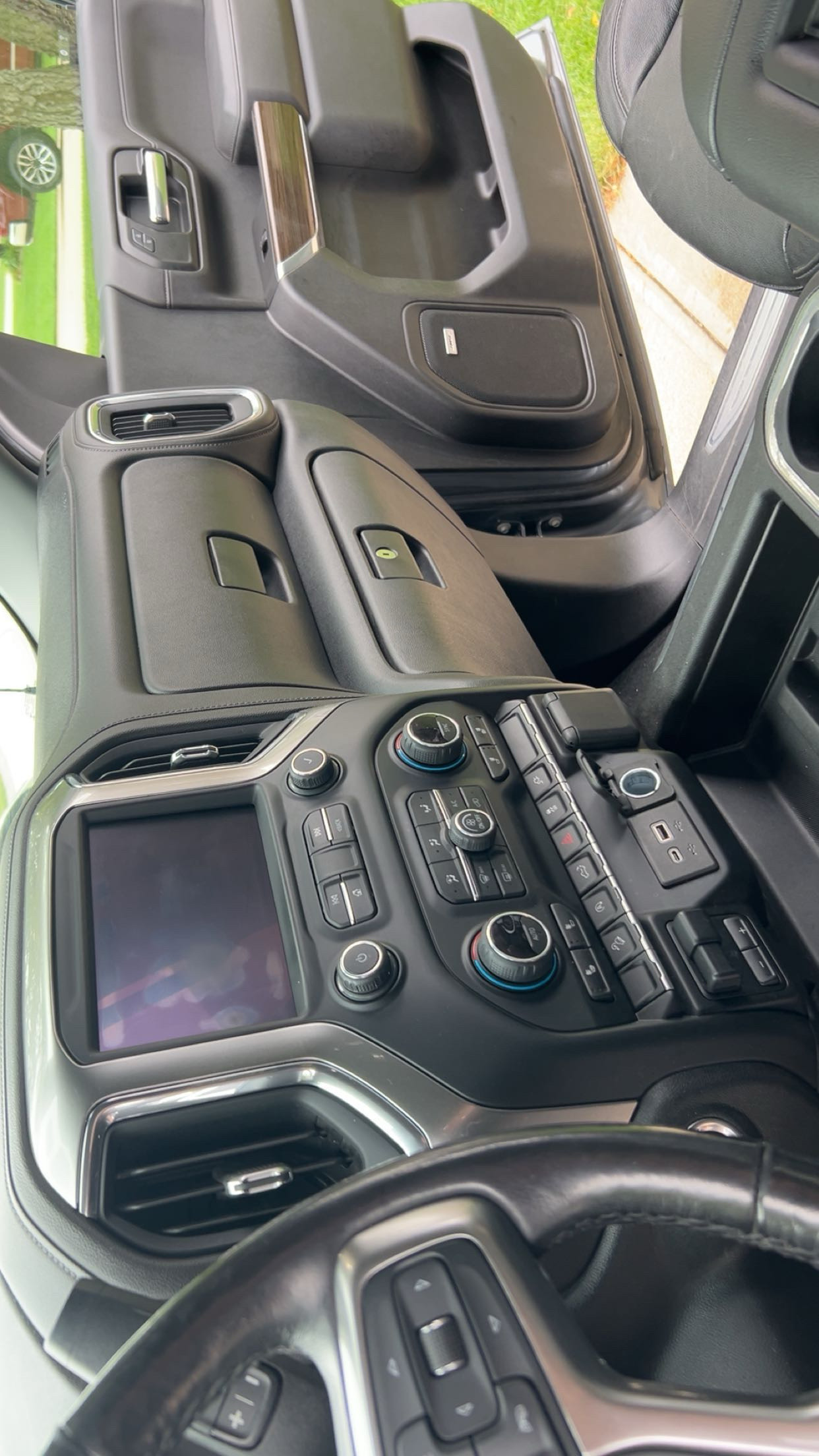 TruPro Mobile Detailing - Premium Interior Console Detail
